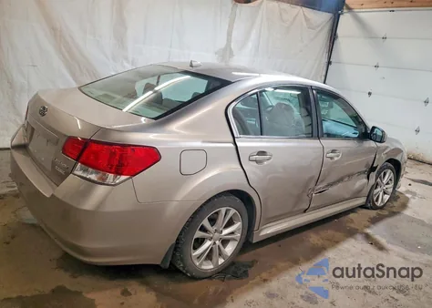 2014 Subaru Legacy 2.5I Premium z USA, uszkodzony, nr VIN 4S3BMBC65E3022283